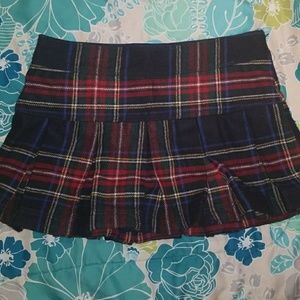 Plaid pleated skirt